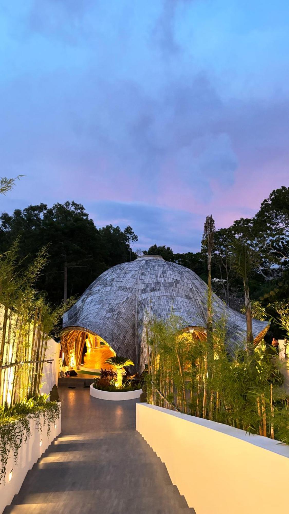 Mantra Wellness Center Hotel อูลูวาตู ภายนอก รูปภาพ